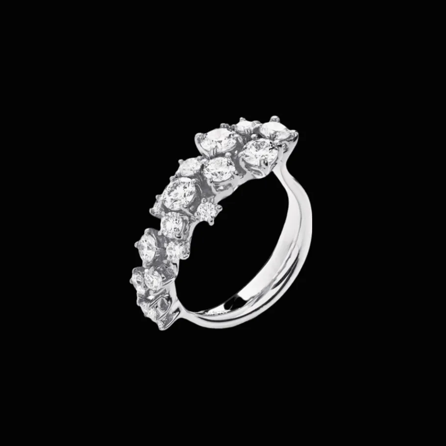 cassiopeia_ring_2.webp Cassiopeia ring*P. Hertz Fashion
